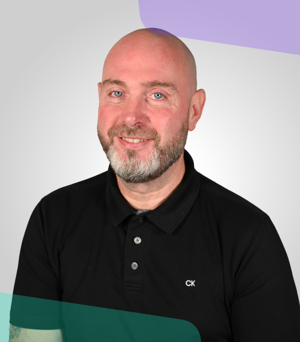 Alan website image-11-Adam Fogo